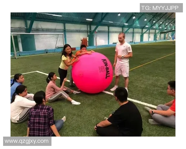 深入分析西安飞盘队的进攻策略与战术特点探讨 深入分析西安飞盘队的进攻策略与战术特点探讨